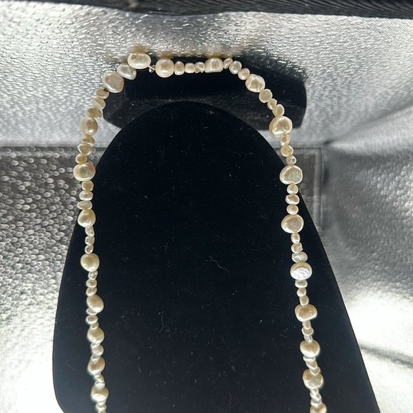 Baroque Pearl necklace,white freshwater pearl necklace, choker necklace - Picture 2 of 3